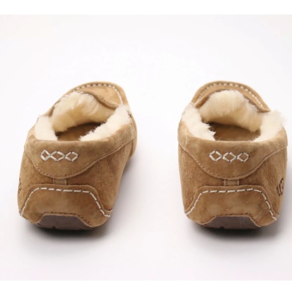 UGG Ansley Chestnut Suede Sheepskin Mocassins 🐑♥️ - Picture 5 of 6